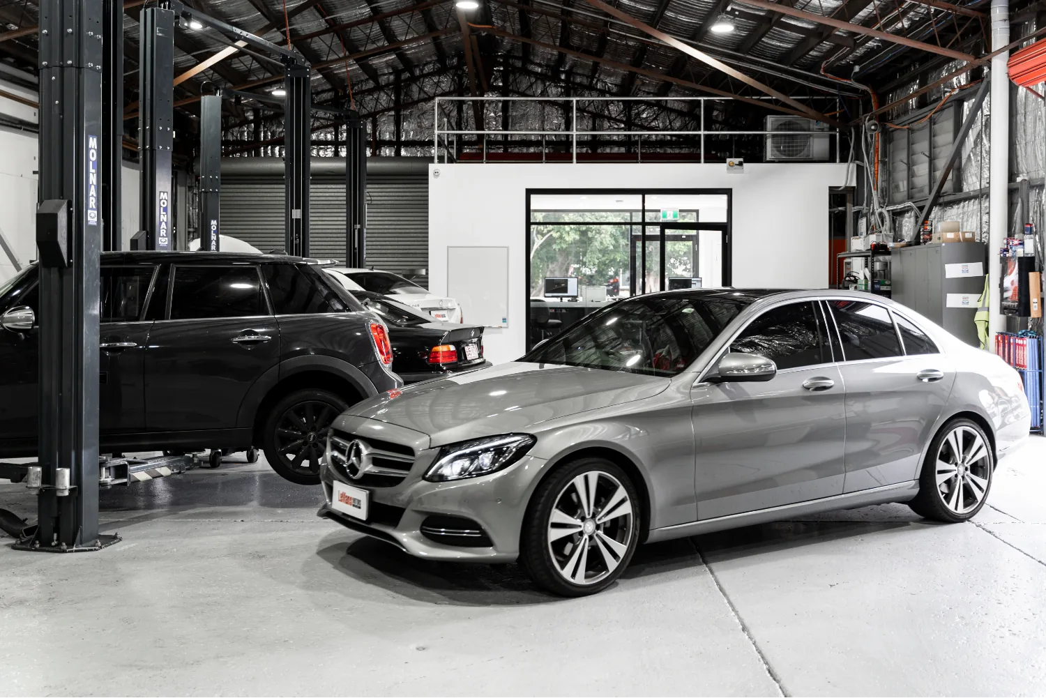Mercedes a b services