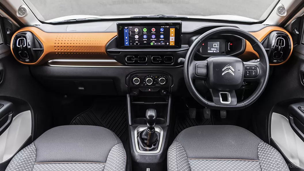 C3 interior dashboard