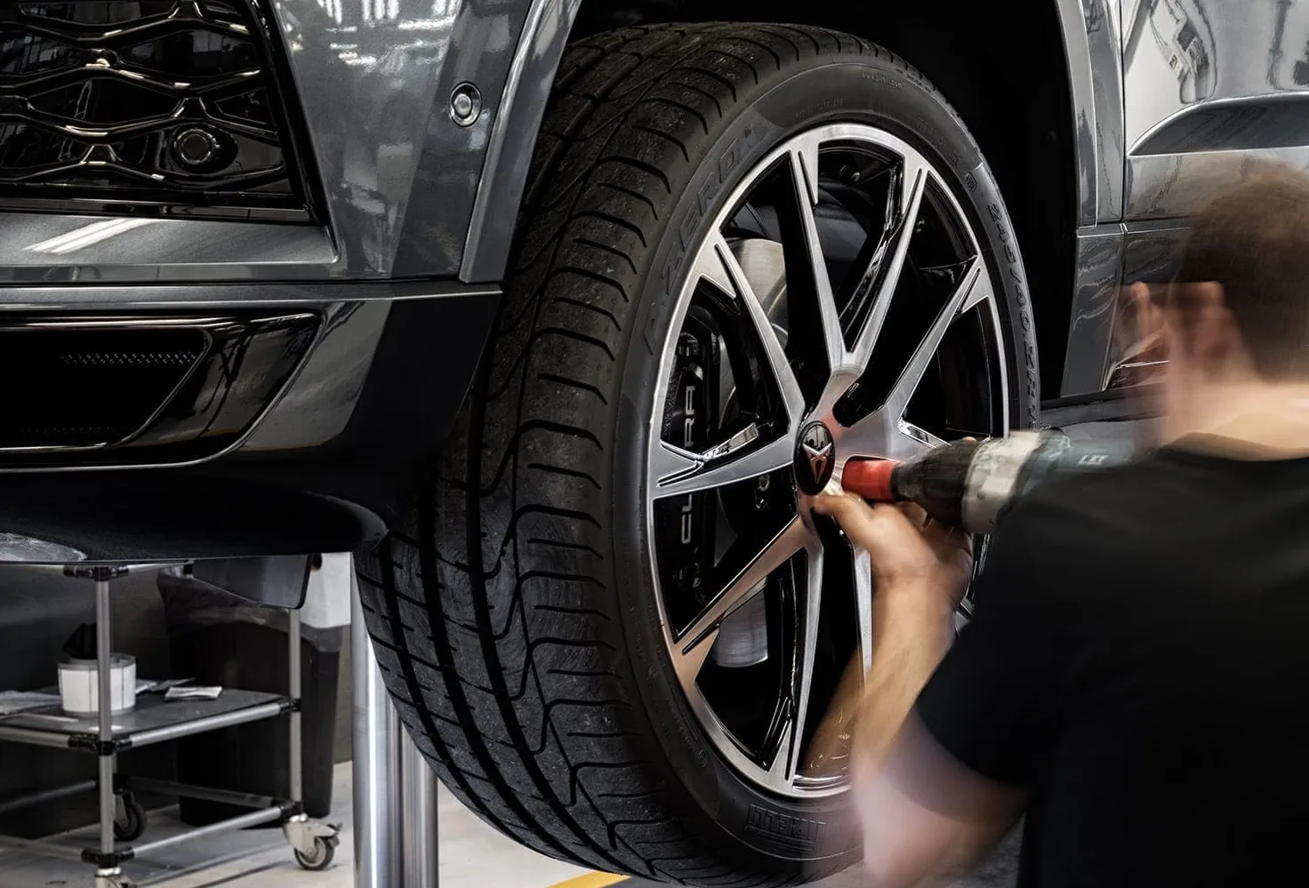 Cupra service technician