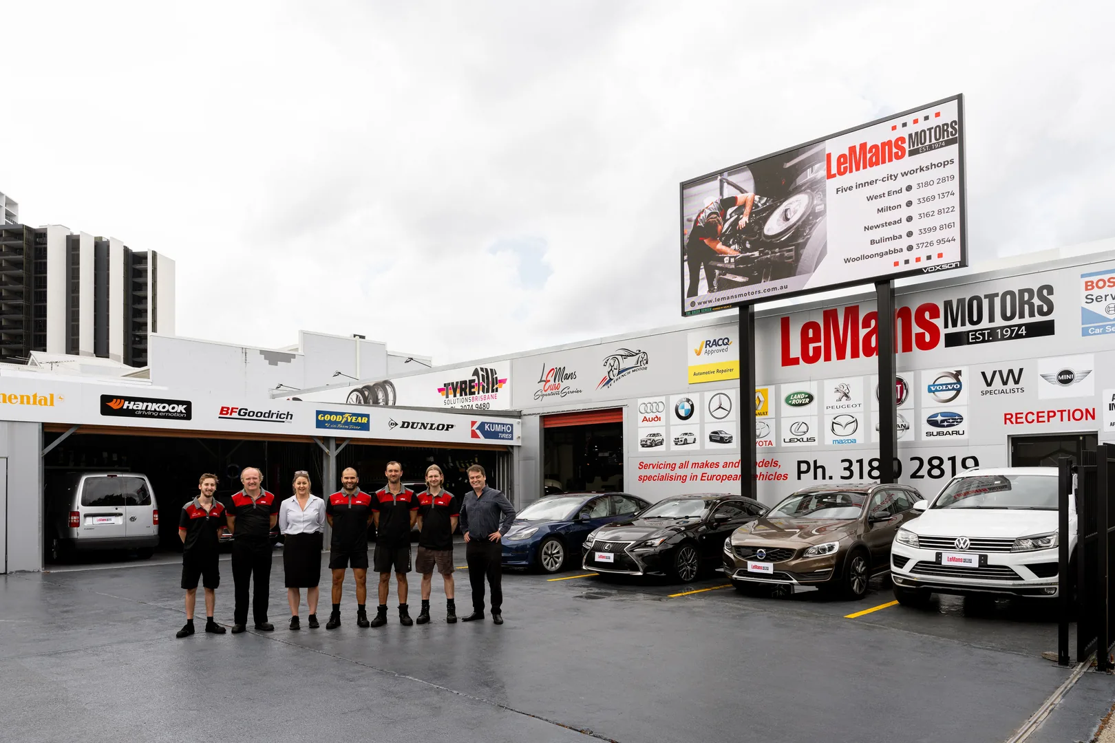 Jaguar service team