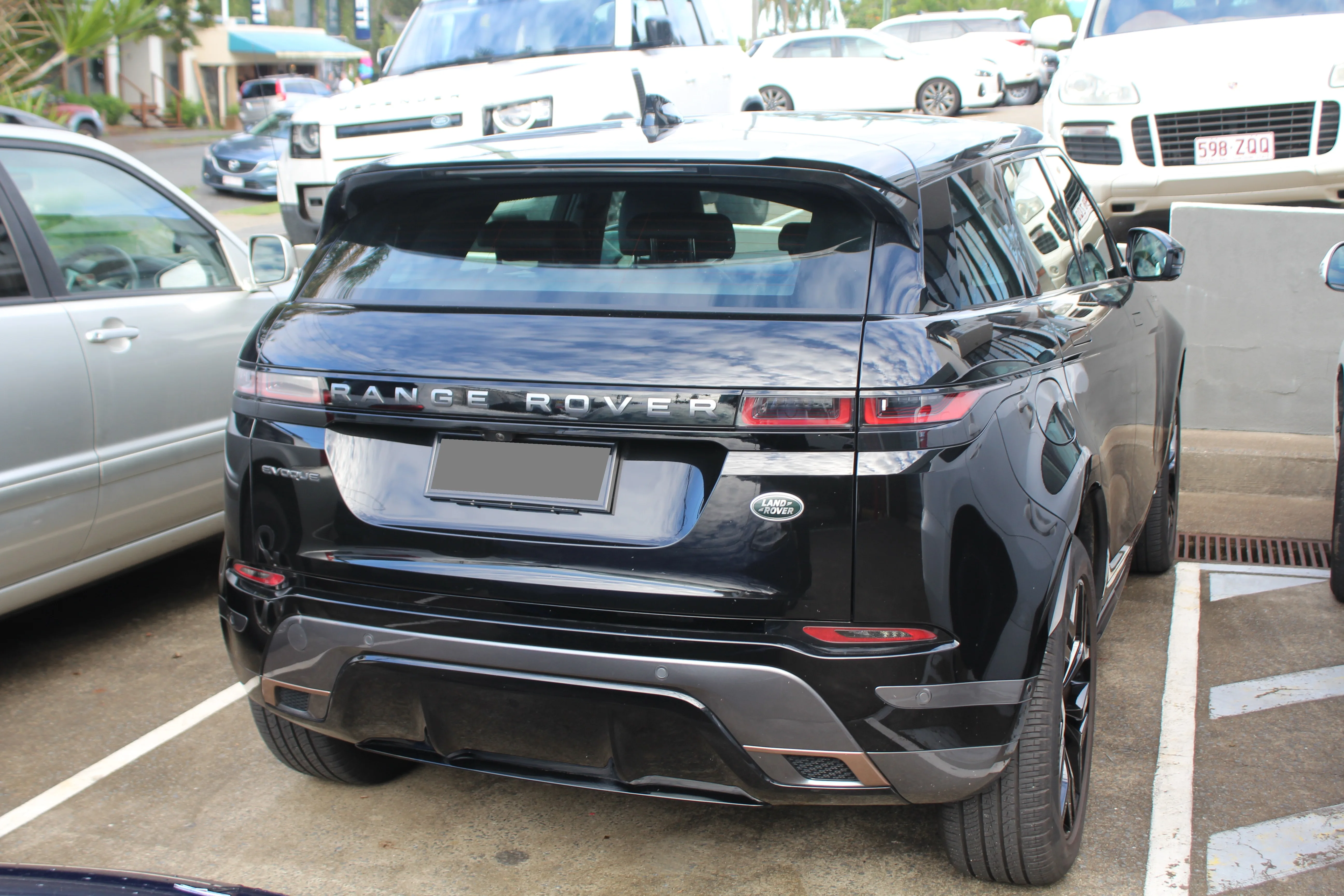 The Small Part That Saved a Land Rover from a $10,000 Repair