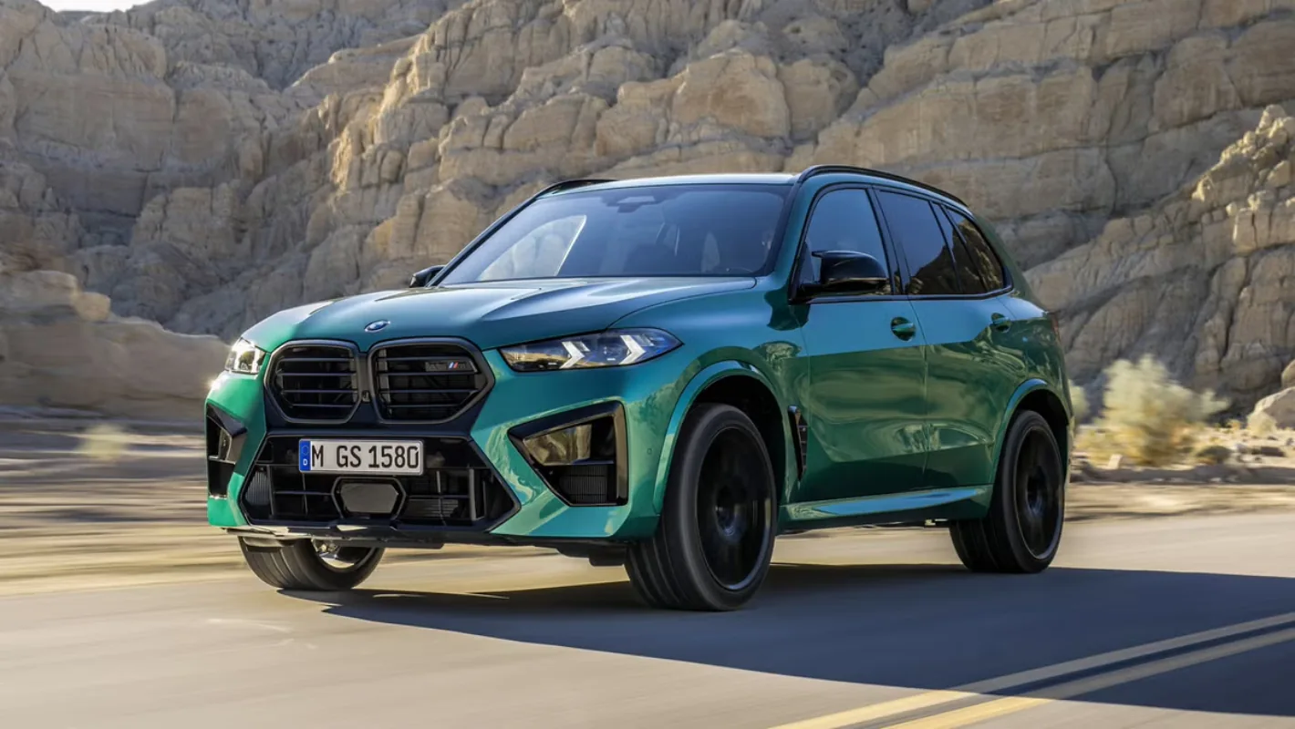 BMW X5 green